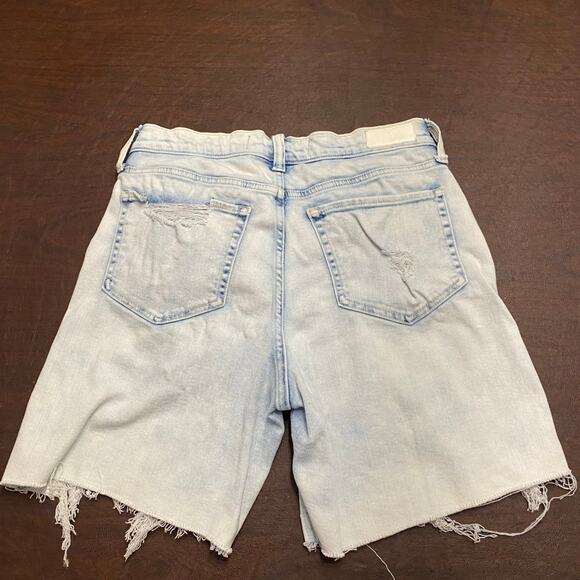 Hollister Thrashed Grunge Ultra High Rise Bermuda Shorts Size 9 - Picture 2 of 6